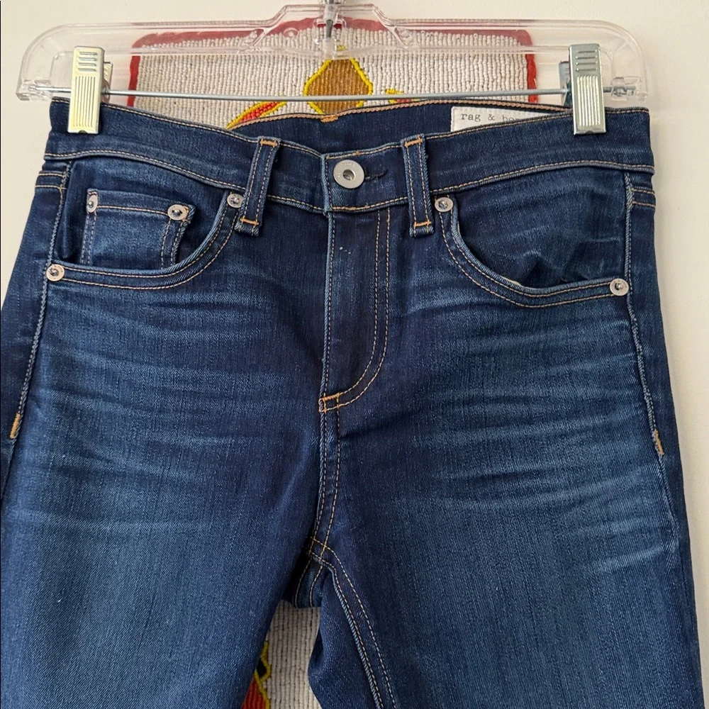 Gorgeous “rag & bone” skinny ankle jeans - Picture 2 of 8